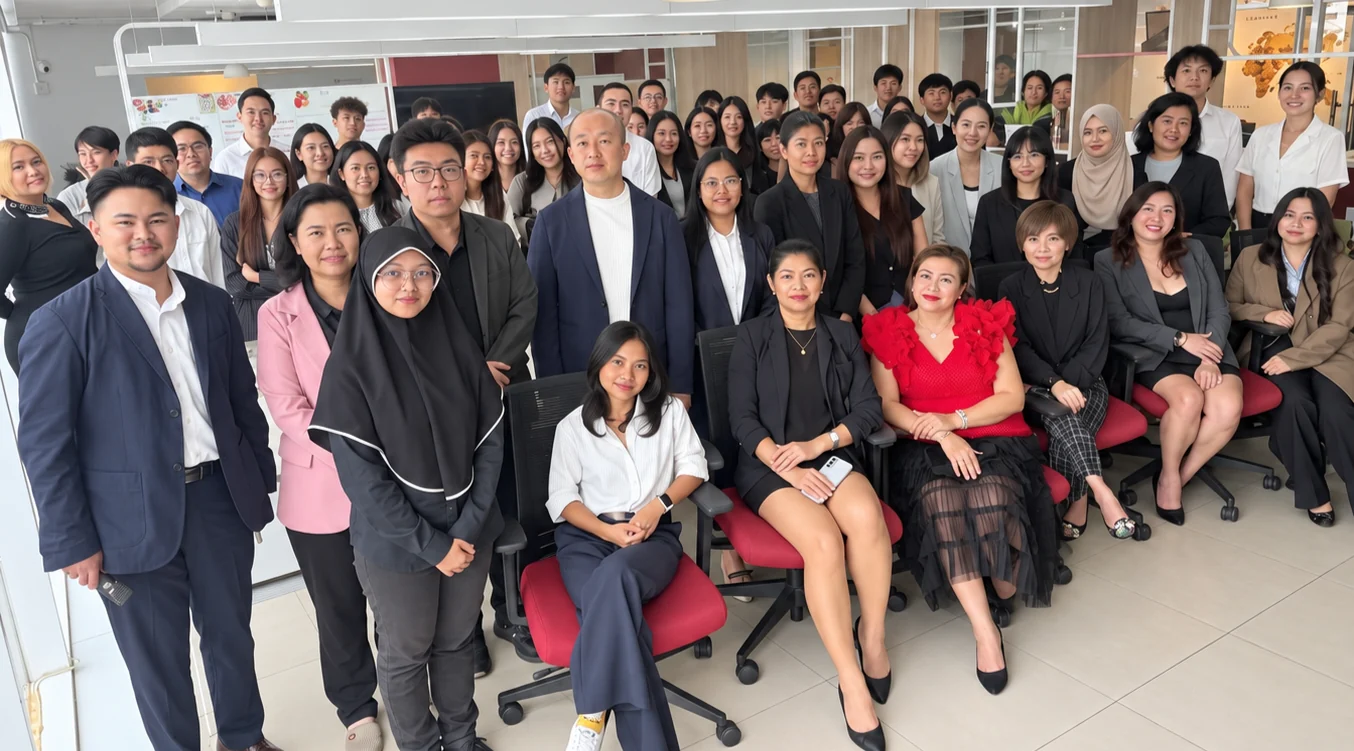 UnionSPACE multidisciplinary team in Thailand